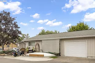 504 E 9th 14 St, Newberg, OR 97132 - Photo 6