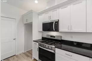 365 SE Kitzmiller Dr, Dallas, OR 97338 - Photo 4