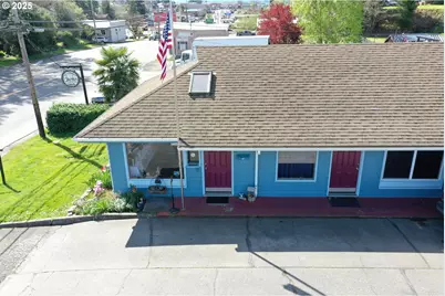 787 N Central Blvd, Coquille, OR 97423 - Photo 2