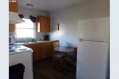 787 N Central Blvd, Coquille, OR 97423 - Photo 20