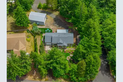 692 18th Ave, Coos Bay, OR 97420 - Photo 36