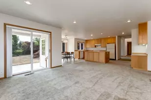 2390 NW Quail Ct, McMinnville, OR 97128 - Photo 20