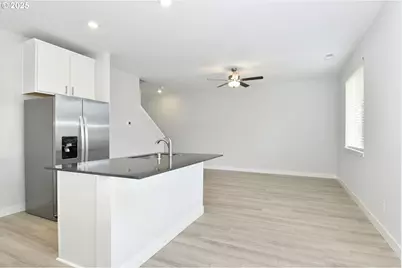 1328 NE 8th Ave, Battle Ground, WA 98604 - Photo 4