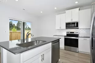 1328 NE 8th Ave, Battle Ground, WA 98604 - Photo 6