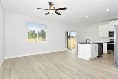 1328 NE 8th Ave, Battle Ground, WA 98604 - Photo 10