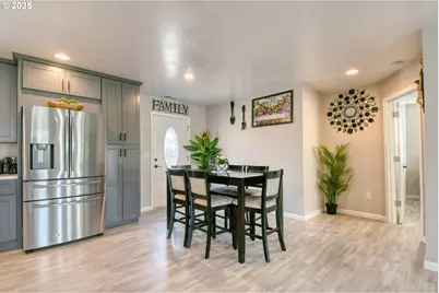 256 NW Jewell Ct, Irrigon, OR 97844 - Photo 8