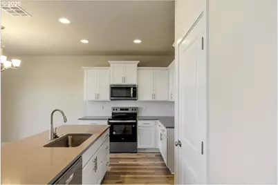 410 S Elm St, Yamhill, OR 97148 - Photo 16