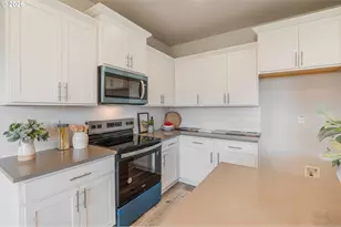 410 S Elm St, Yamhill, OR 97148 - Photo 22