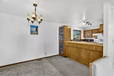 3250 NW Oceanview Dr #18, Newport, OR 97365 - Photo 8