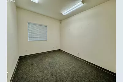 5129 N Loftus Rd, Florence, OR 97439 - Photo 6