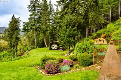 49985 McKenzie Hwy, Vida, OR 97488 - Photo 36