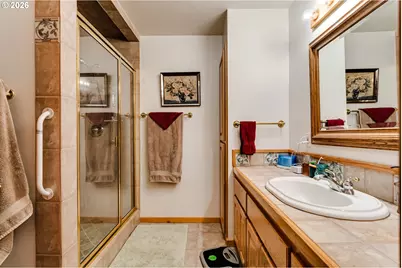 49985 McKenzie Hwy, Vida, OR 97488 - Photo 22