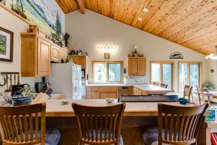 49985 McKenzie Hwy, Vida, OR 97488 - Photo 12
