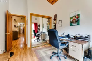 49985 McKenzie Hwy, Vida, OR 97488 - Photo 18