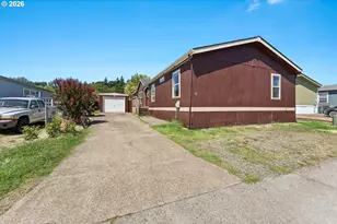 2154 Oregon St, Saint Helens, OR 97051 - Photo 2