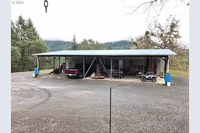 5956 Buckhorn Rd, Roseburg, OR 97470 - Photo 20