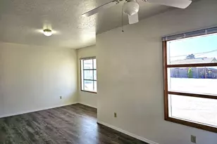 542 Pacific Ave, Brookings, OR 97415 - Photo 22