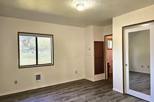 542 Pacific Ave, Brookings, OR 97415 - Photo 18