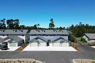 1591 37th St, Florence, OR 97439 - Photo 16