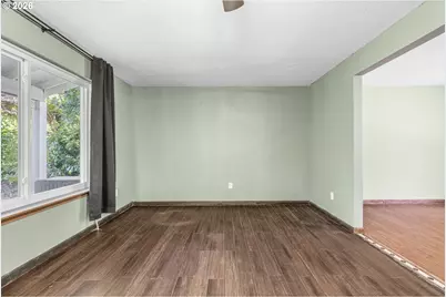 428 S 2nd Pl, Kalama, WA 98625 - Photo 6