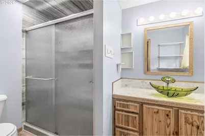 428 S 2nd Pl, Kalama, WA 98625 - Photo 26