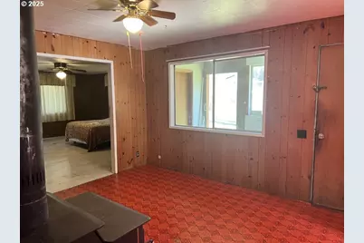 95851 McKinnon Dr, Gold Beach, OR 97444 - Photo 34