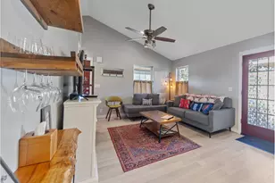 369 B St, Elkton, OR 97436 - Photo 10