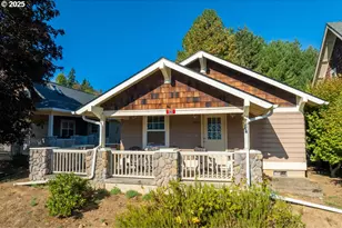 369 B St, Elkton, OR 97436 - Photo 28