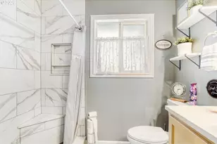 280 Ipswich St, Gladstone, OR 97027 - Photo 18