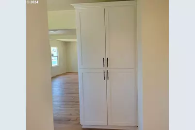 80 S 21st St, Saint Helens, OR 97051 - Photo 8