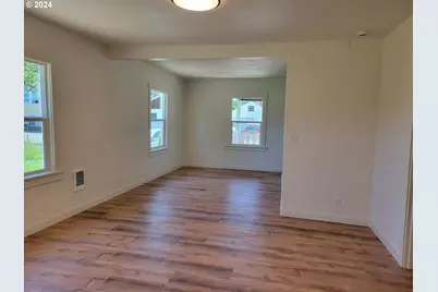 80 S 21st St, Saint Helens, OR 97051 - Photo 20