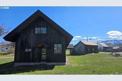 301 W McCully Dr, Joseph, OR 97846 - Photo 2