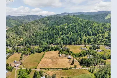 596 Raleigh Dr, Winston, OR 97496 - Photo 26