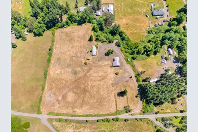 596 Raleigh Dr, Winston, OR 97496 - Photo 2