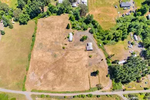 596 Raleigh Dr, Winston, OR 97496 - Photo 2