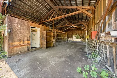 596 Raleigh Dr, Winston, OR 97496 - Photo 8