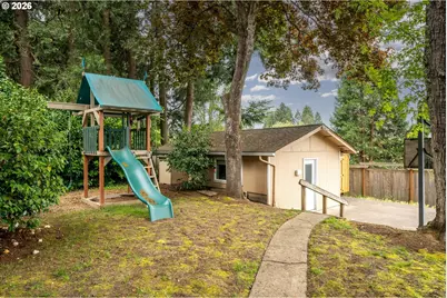 2012 Greiner St, Eugene, OR 97405 - Photo 38