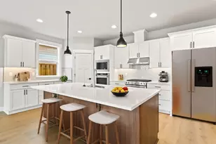 2891 NE Currin Creek Dr, Estacada, OR 97023 - Photo 2