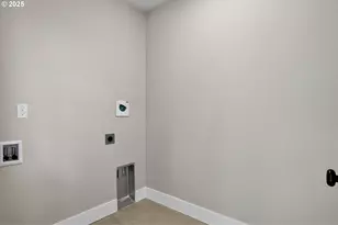 2207 E Badger Wy, La Center, WA 98629 - Photo 38