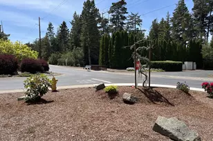 143 42nd Way, Florence, OR 97439 - Photo 4