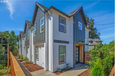 8428 E Burnside St, Portland, OR 97216 - Photo 2