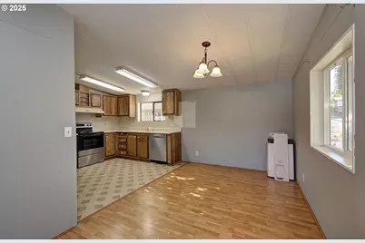 17401 SE 39th St #7, Vancouver, WA 98683 - Photo 4