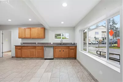 3524 SE 119th Ave, Portland, OR 97266 - Photo 6
