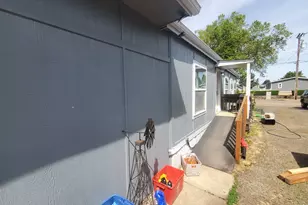 2154 Marion St, Albany, OR 97322 - Photo 10