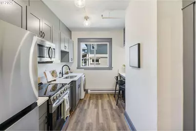 804 SE Cesar E Chavez Blvd #11, Portland, OR 97214 - Photo 16