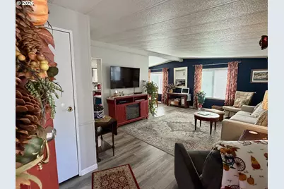 14204 NE 10th Ave #21, Vancouver, WA 98685 - Photo 4