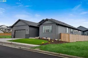 744 NE Trillium Dr, Estacada, OR 97023 - Photo 26