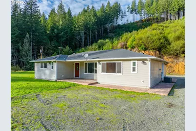 16855 Highway 42, Myrtle Point, OR 97458 - Photo 2