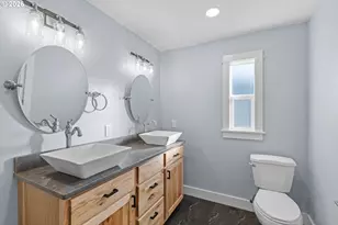 16855 Hwy 42, Myrtle Point, OR 97458 - Photo 30