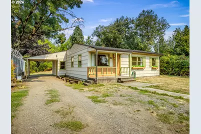 8511 SE Orchard Ln, Happy Valley, OR 97086 - Photo 4